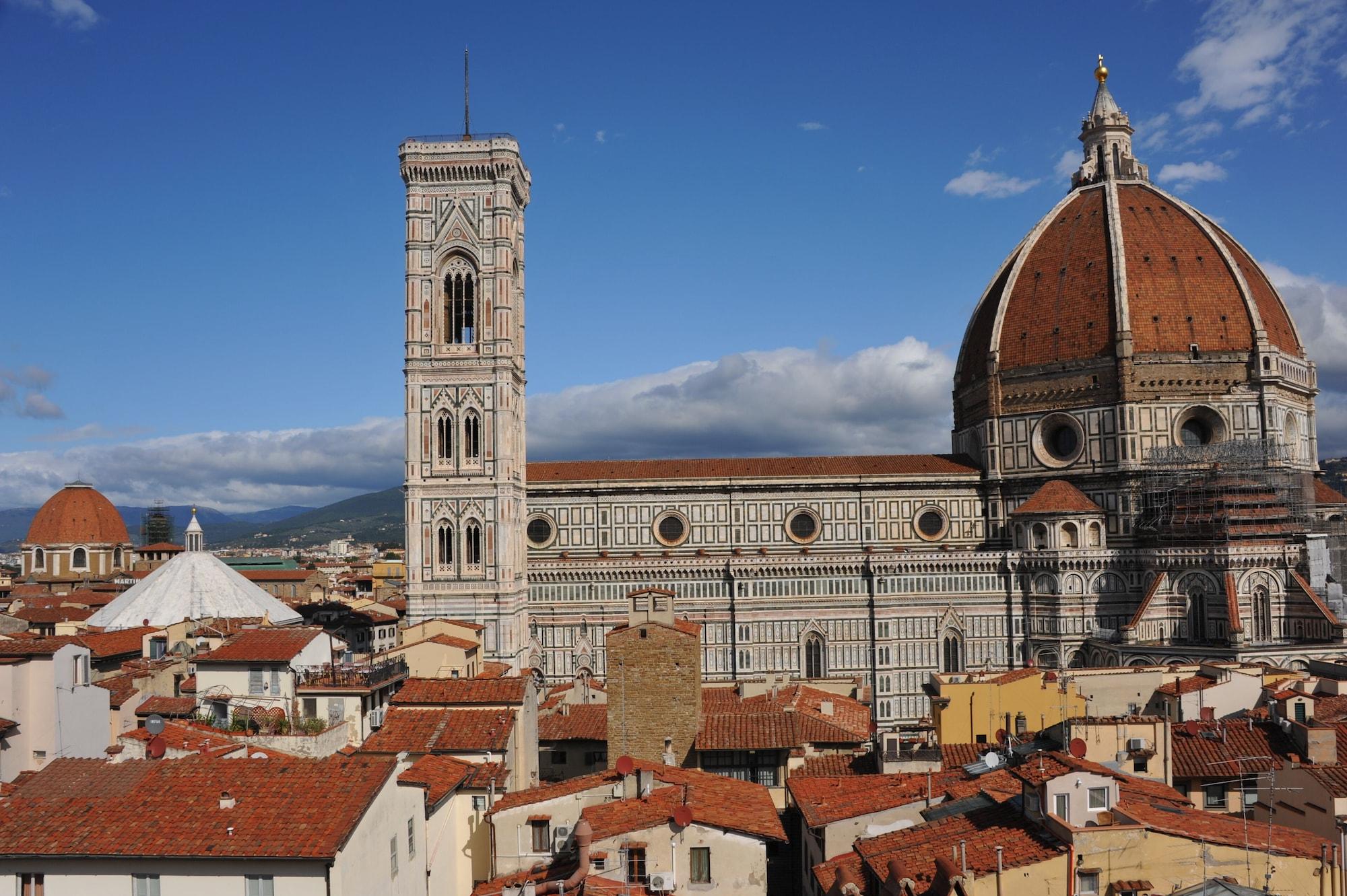 Donati Luxury Tower Suites Firenze Bagian luar foto